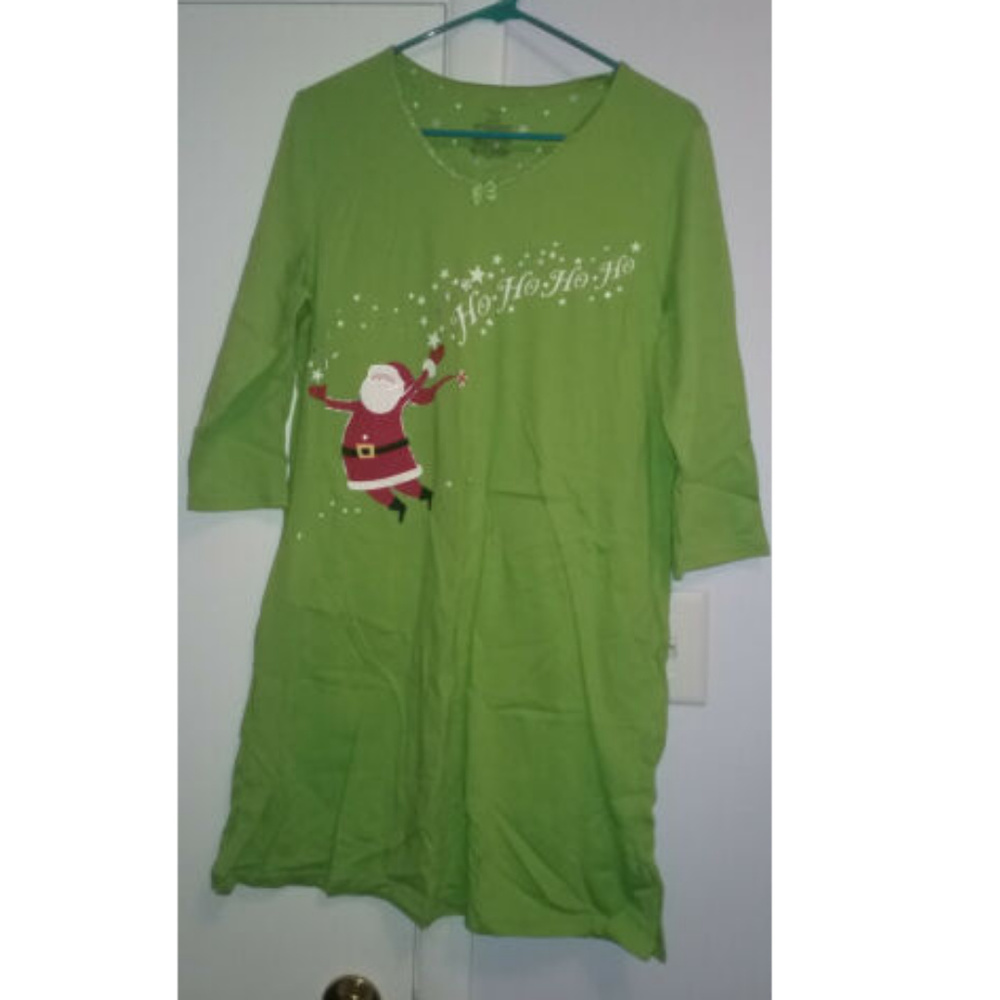 Walmart Women's Green Winter Santa Night Shirt